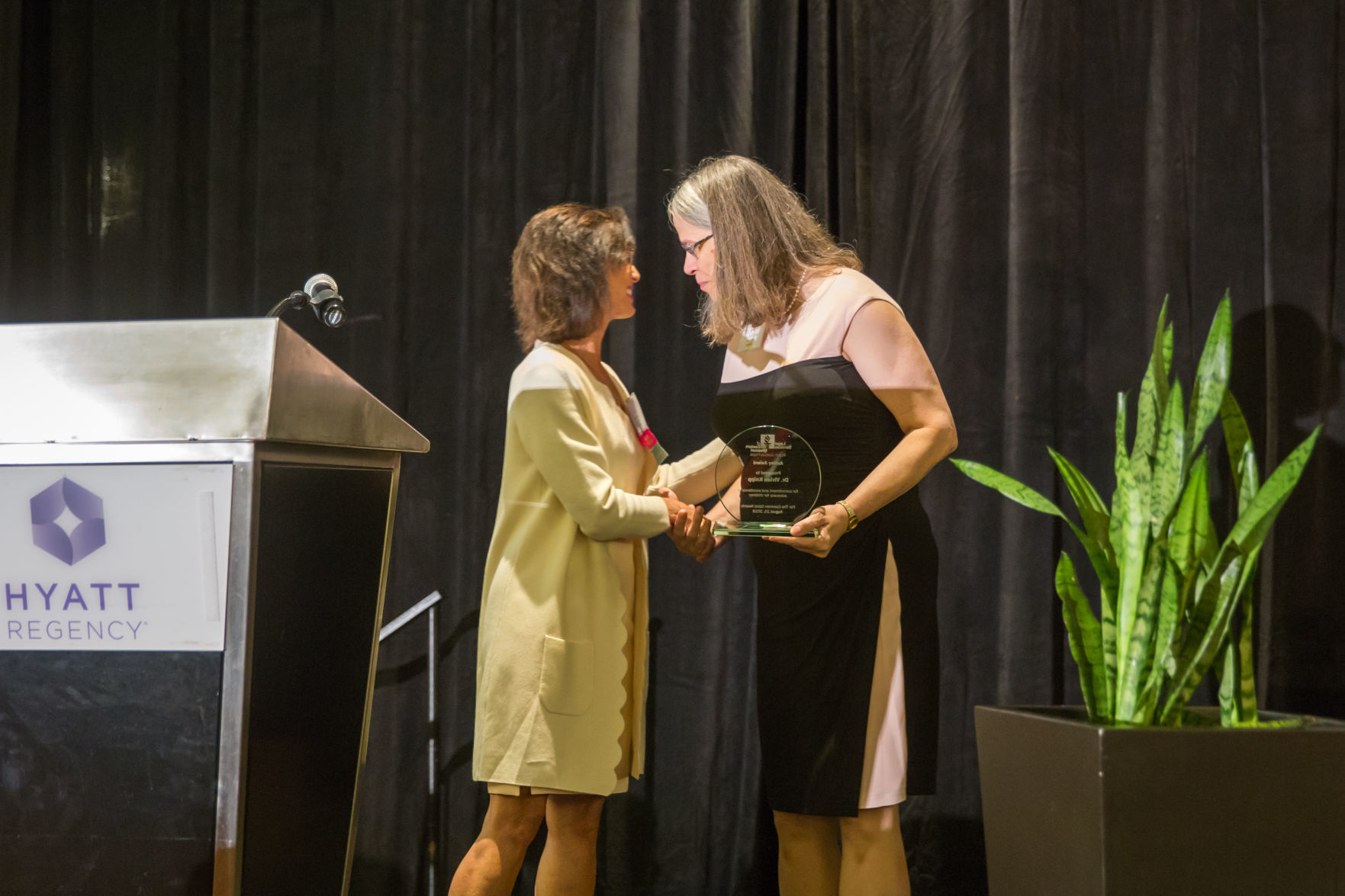 082318LegalServicesofEasternMissouriCommonGoodAwards_23.jpg